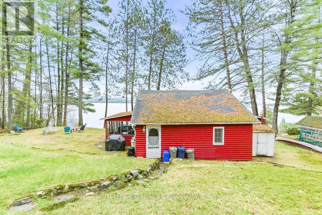 544 Rocky Point Lane, Deep River, ON - Outdoor
