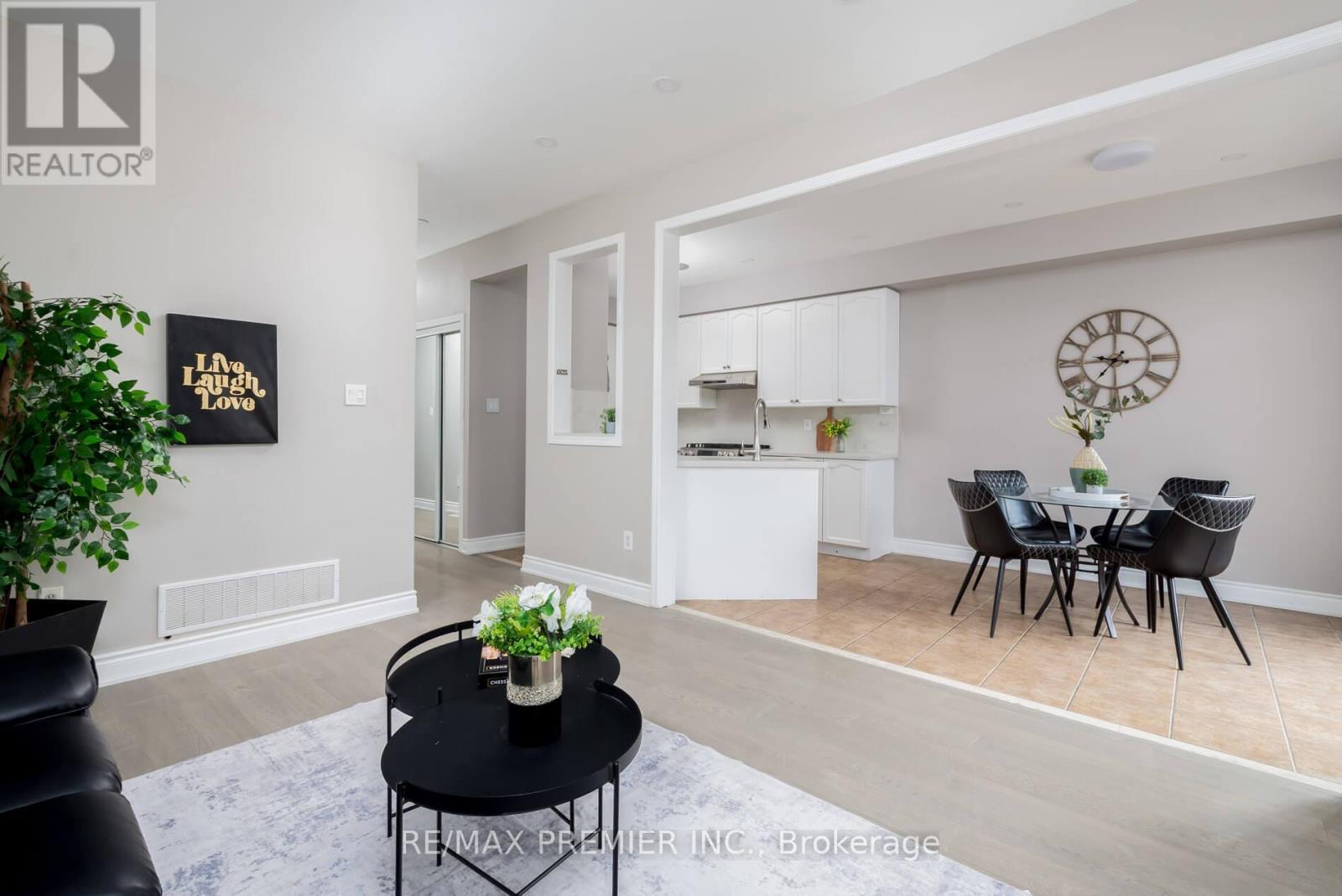 140 Dolce Crescent, Vaughan, ON - Indoor