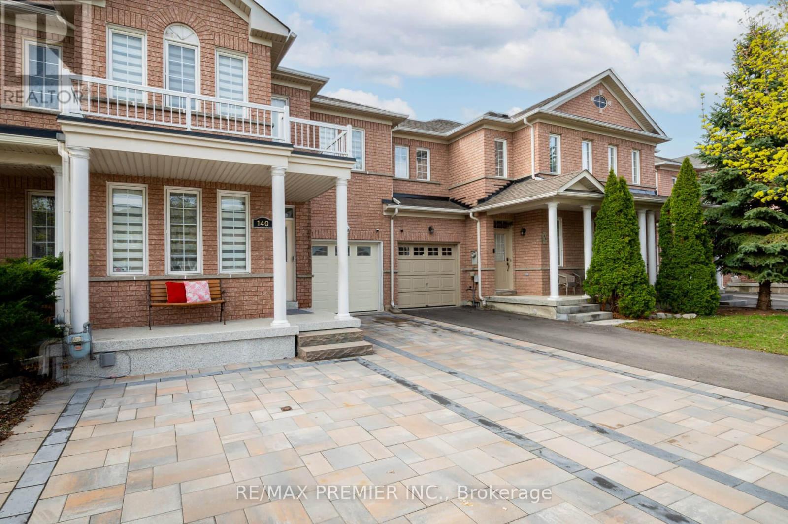 140 Dolce Crescent, Vaughan, ON - Outdoor With Deck Patio Veranda With Facade