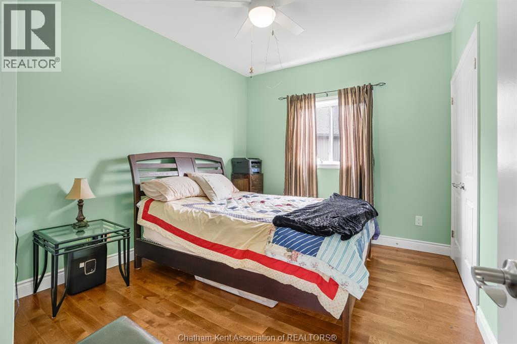 524 Eventide Place, Chatham, ON - Indoor Photo Showing Bedroom