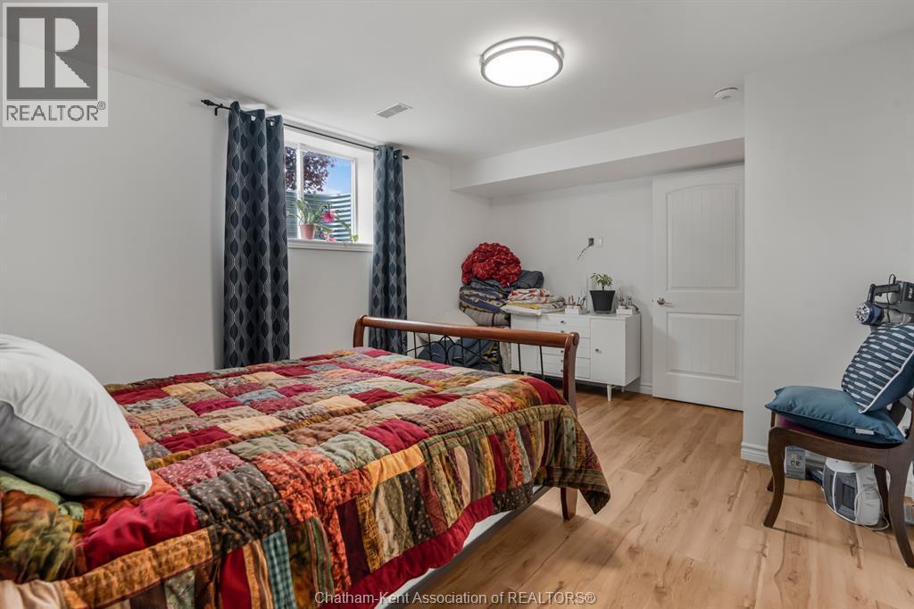 524 Eventide Place, Chatham, ON - Indoor Photo Showing Bedroom