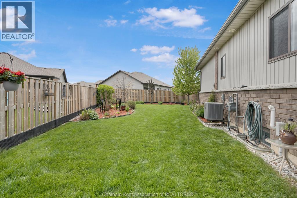 524 Eventide Place, Chatham, ON - Outdoor