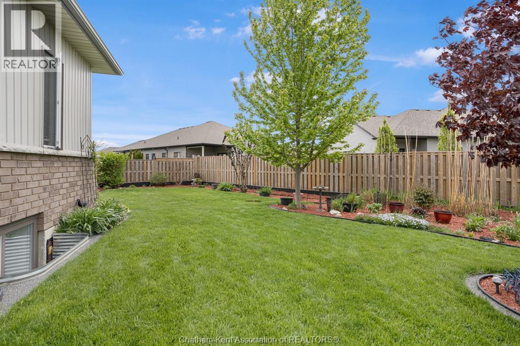524 Eventide Place, Chatham, ON - Outdoor