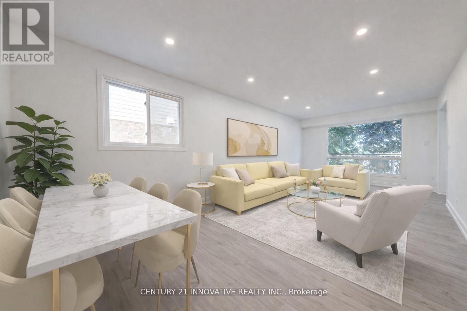 23 Northgate Boulevard, Brampton, ON - Indoor Photo Showing Living Room