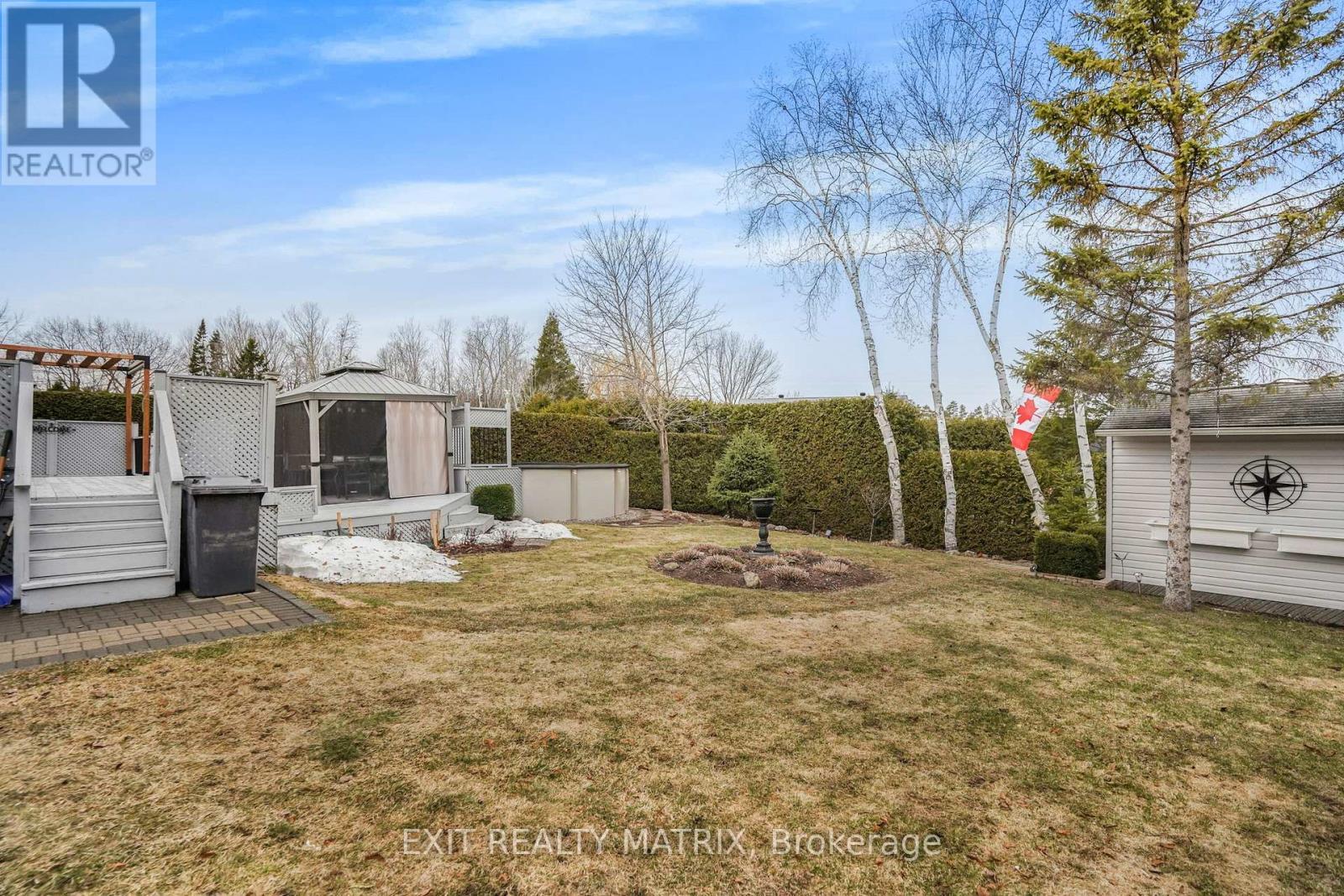 636 Front Road, Champlain, ON - Outdoor