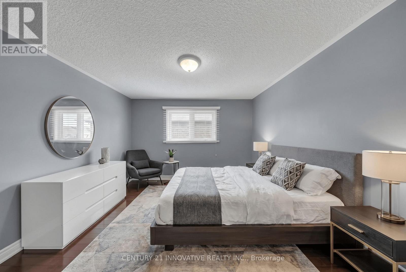 42 Kevi Crescent, Richmond Hill, ON - Indoor Photo Showing Bedroom