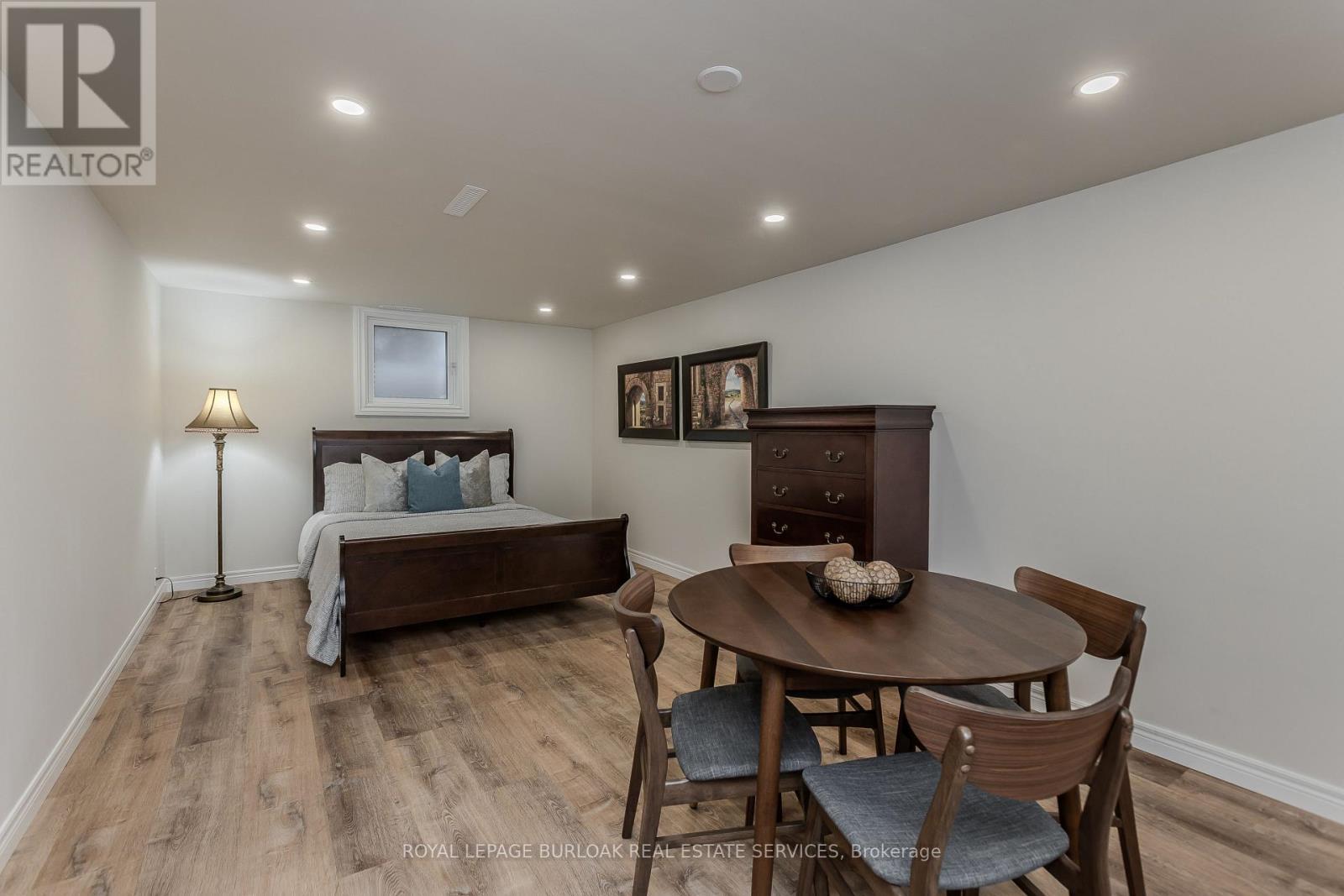 2 Glenbarr Road, St. Catharines, ON - Indoor