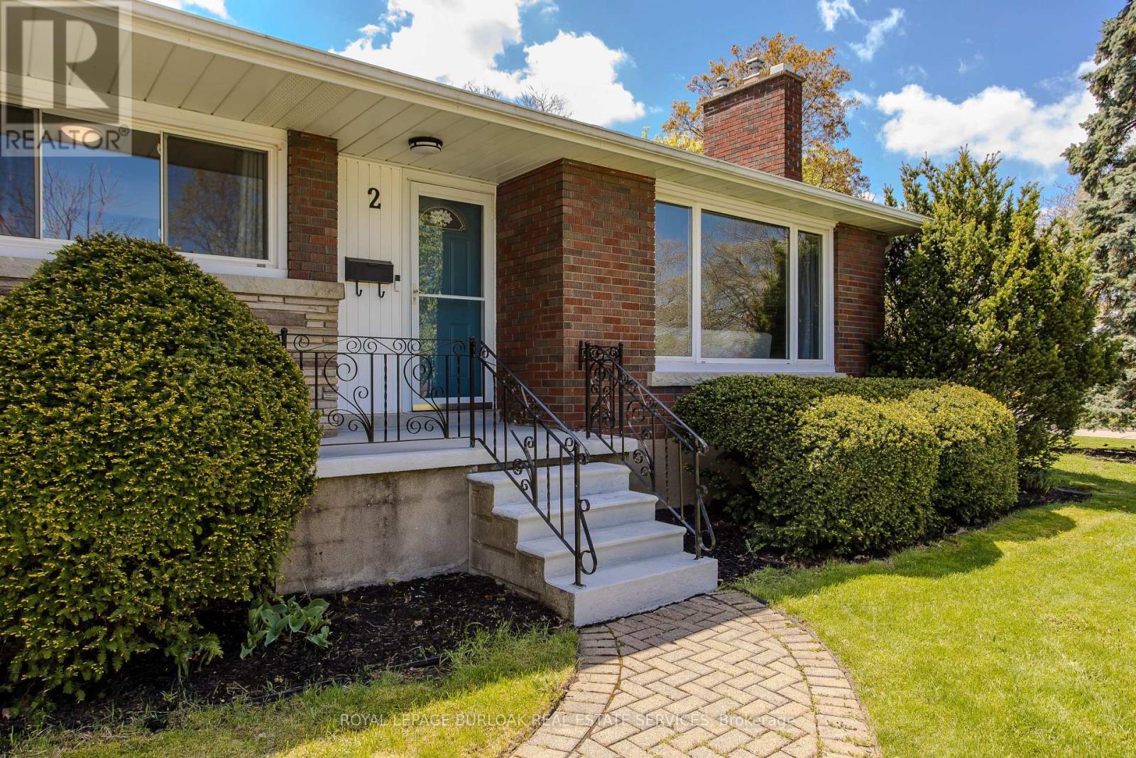 2 Glenbarr Road, St. Catharines, ON - Outdoor With Deck Patio Veranda