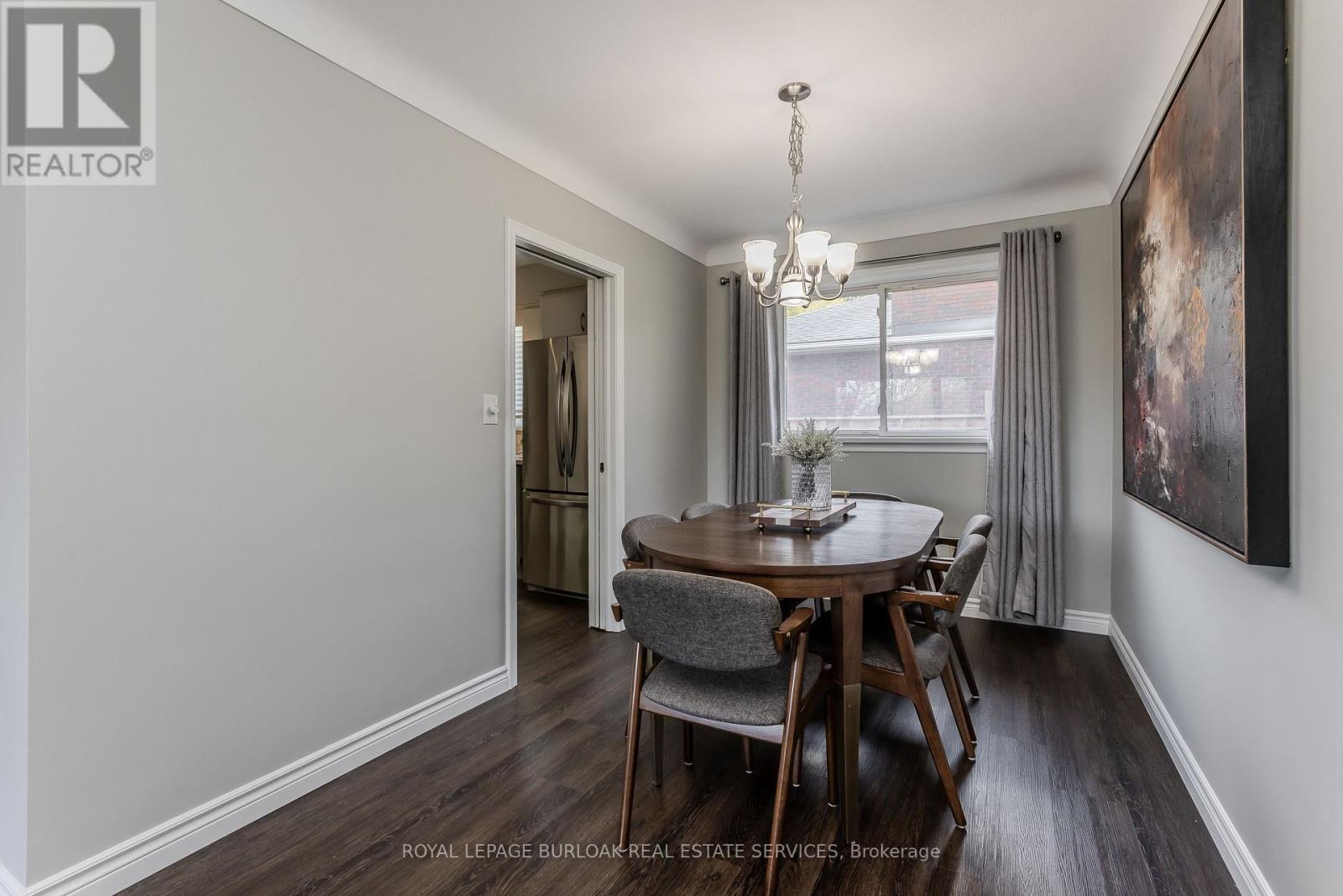 2 Glenbarr Road, St. Catharines, ON - Indoor Photo Showing Dining Room