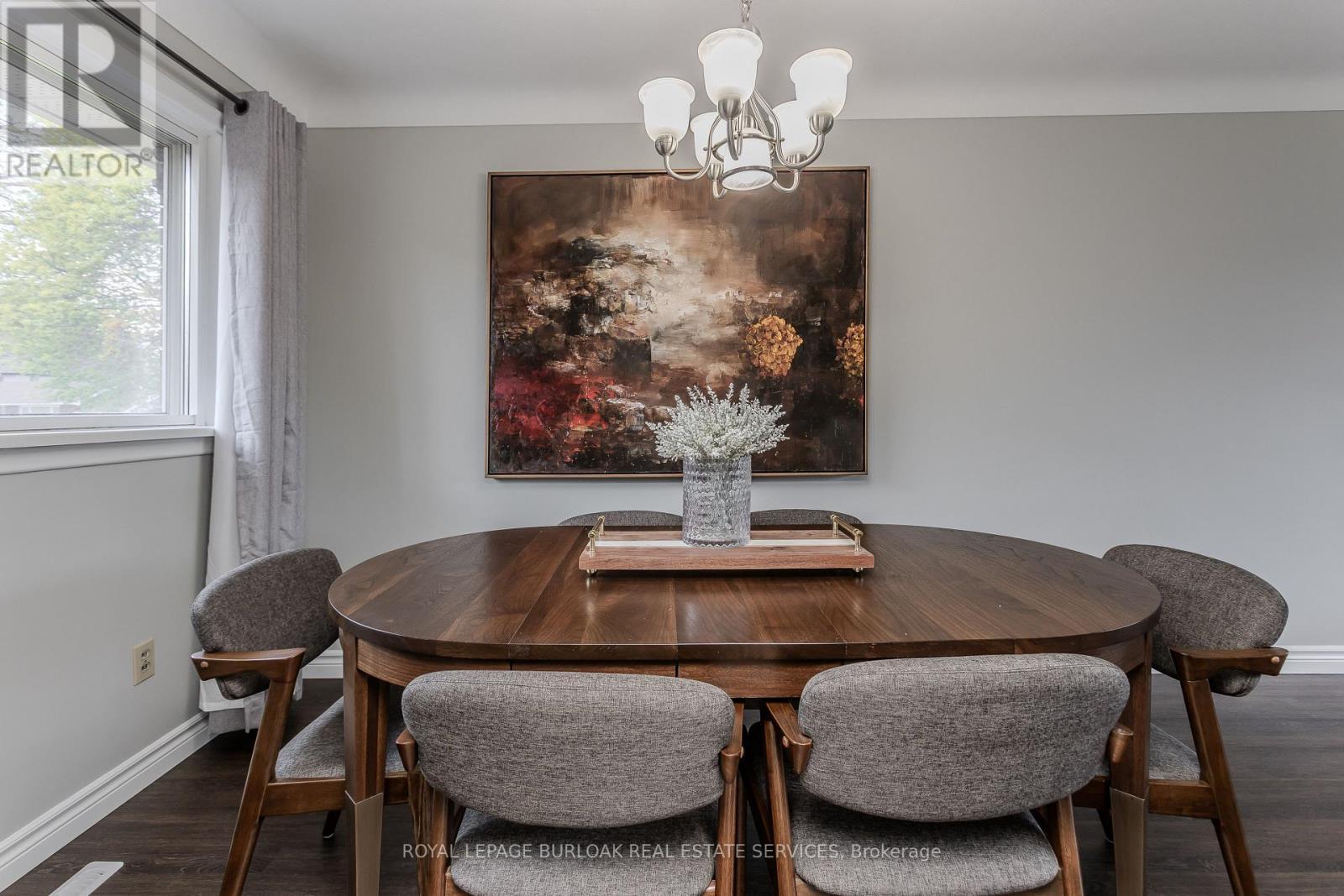 2 Glenbarr Road, St. Catharines, ON - Indoor Photo Showing Dining Room