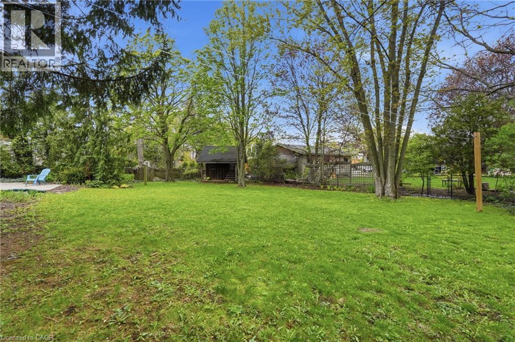 21 Brian Boulevard, Waterdown, ON - Outdoor