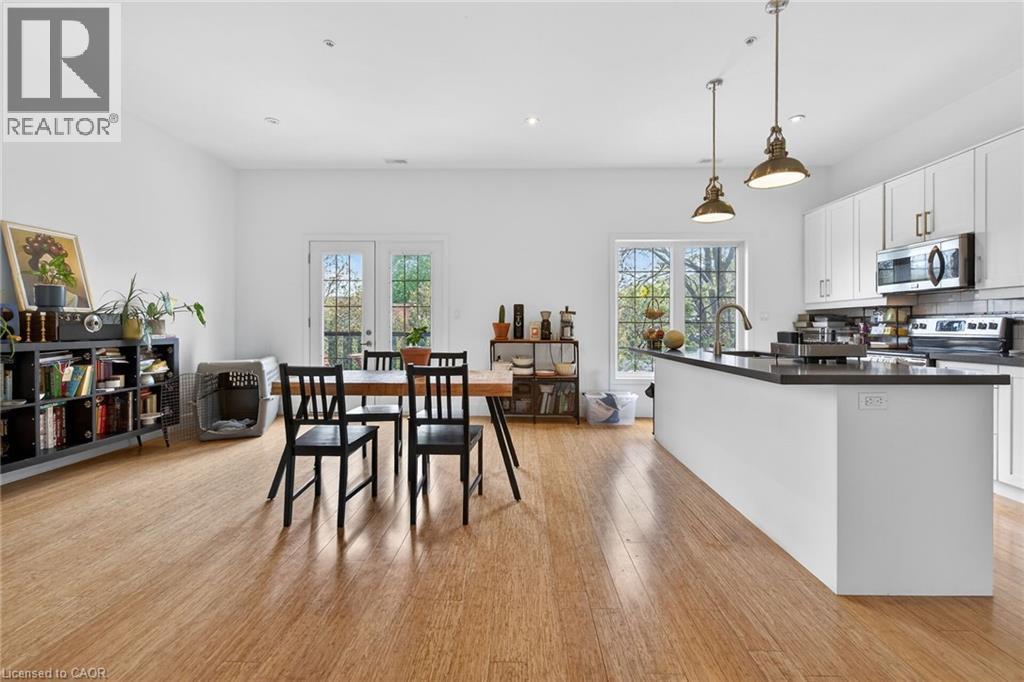 UNIT B - 2nd Level Dining & Kitchen - 167 Walnut Street S, Hamilton, ON - Indoor