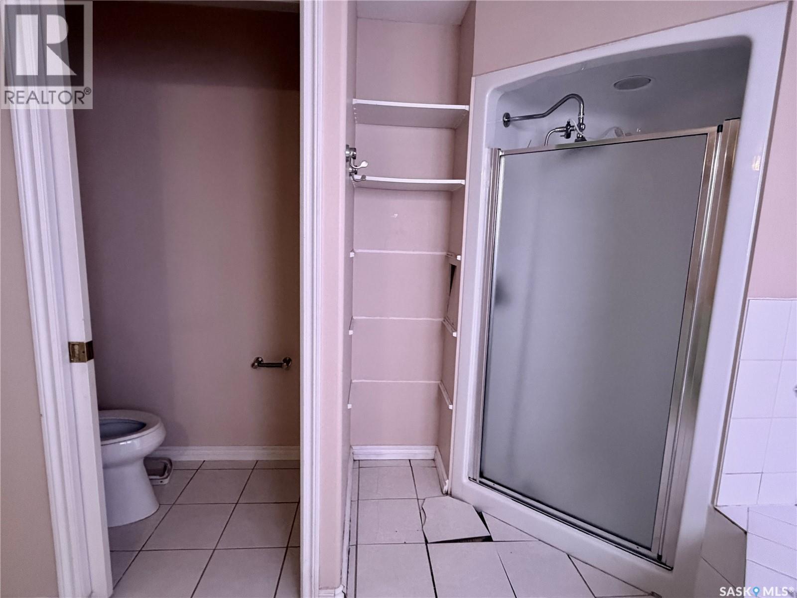 616 3Rd Street E, Spiritwood, SK - Indoor Photo Showing Bathroom