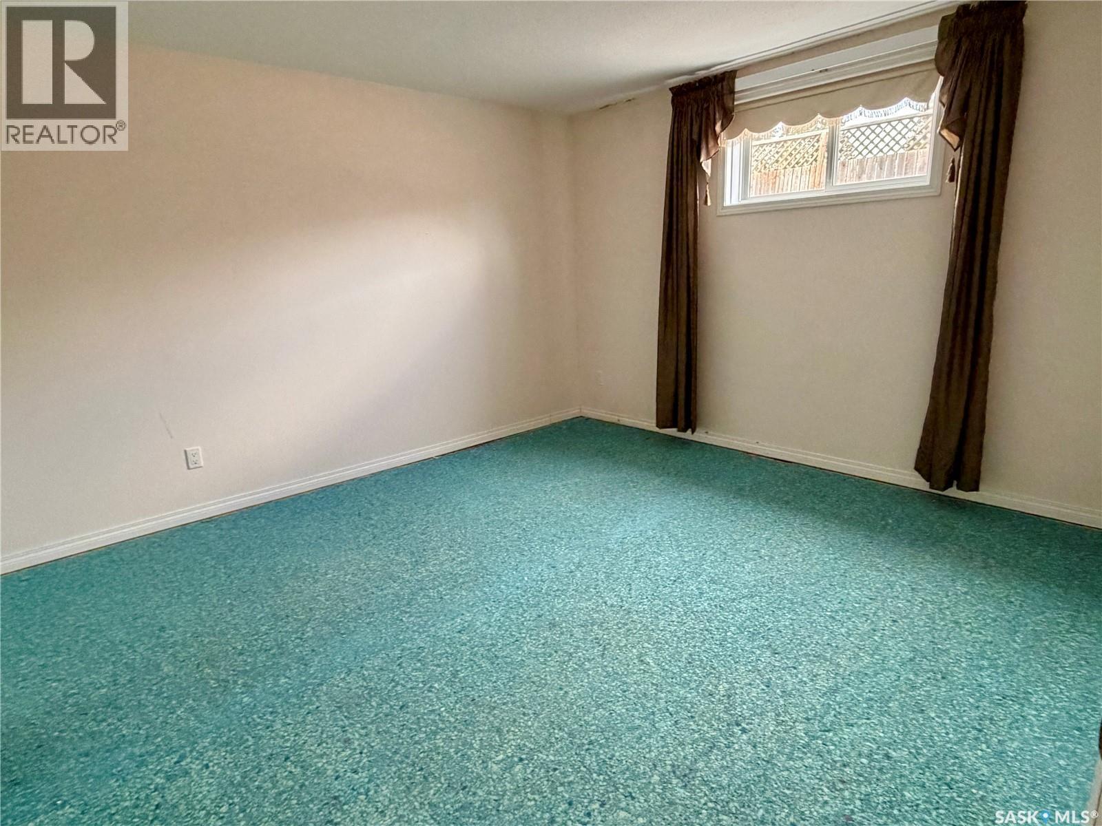 616 3Rd Street E, Spiritwood, SK - Indoor Photo Showing Other Room