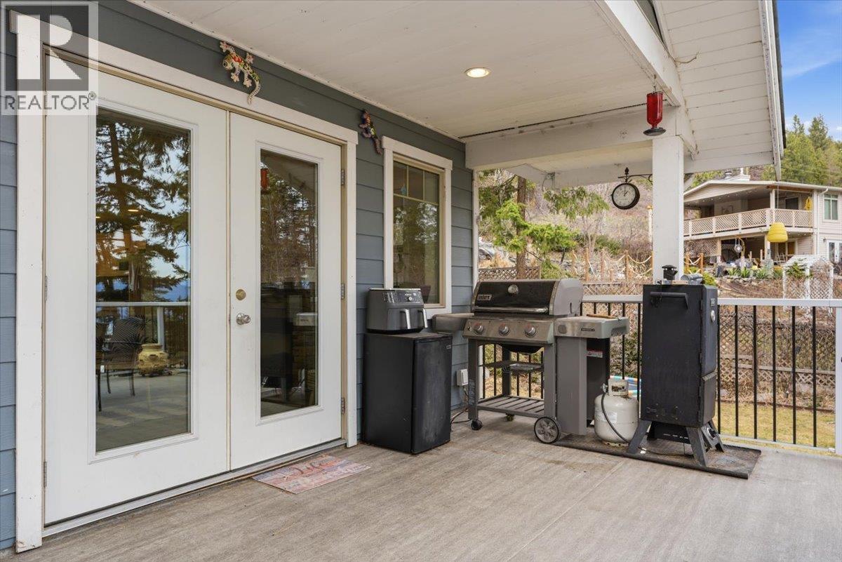 309 Killarney Way, Vernon, BC - Outdoor With Deck Patio Veranda With Exterior