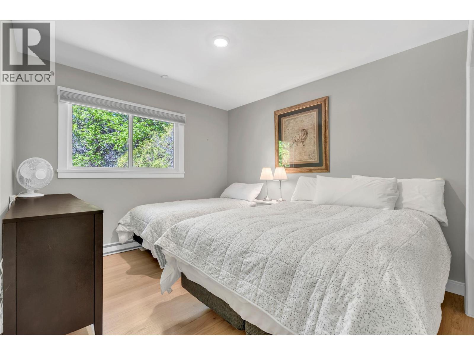 1213 Lambert Drive, Penticton, BC - Indoor Photo Showing Bedroom