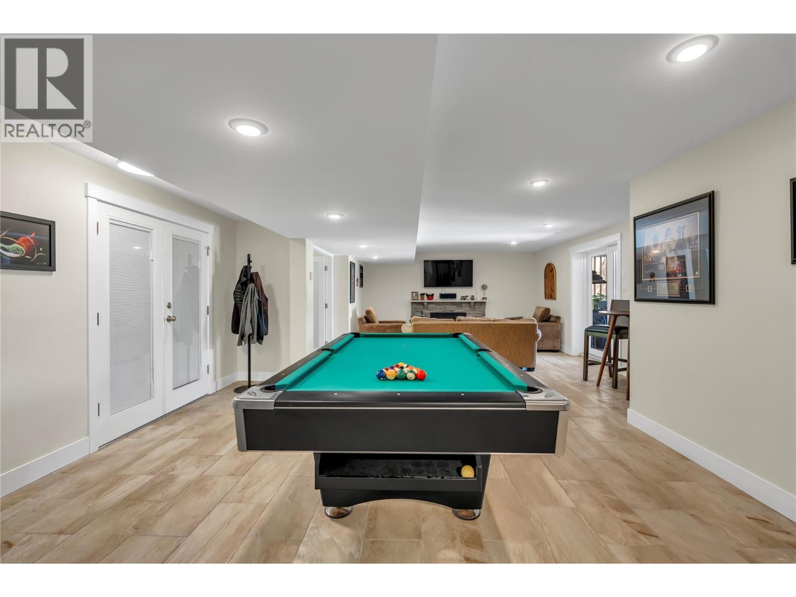 1213 Lambert Drive, Penticton, BC - Indoor Photo Showing Other Room