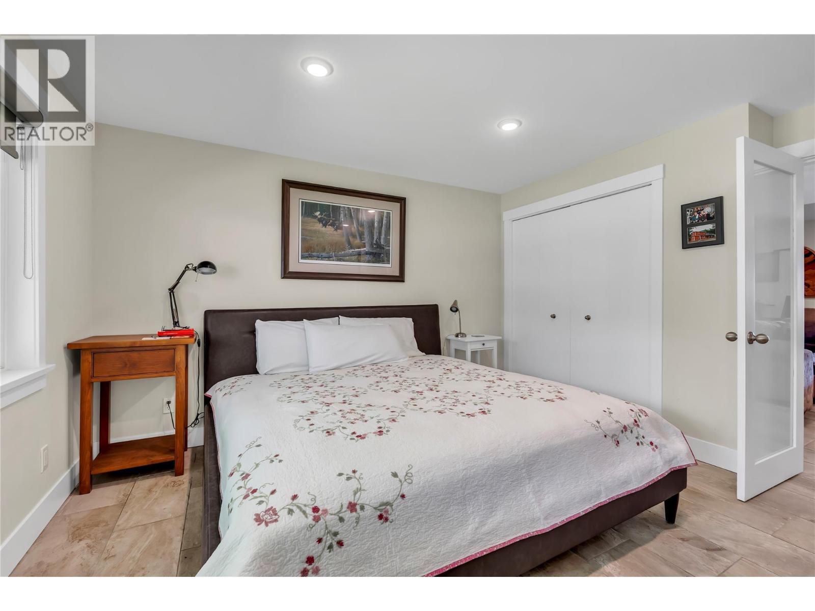 1213 Lambert Drive, Penticton, BC - Indoor Photo Showing Bedroom