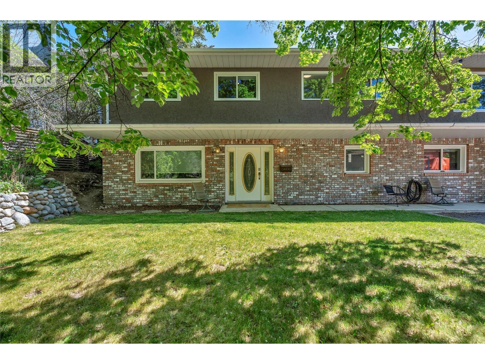 1213 Lambert Drive, Penticton, BC - Outdoor