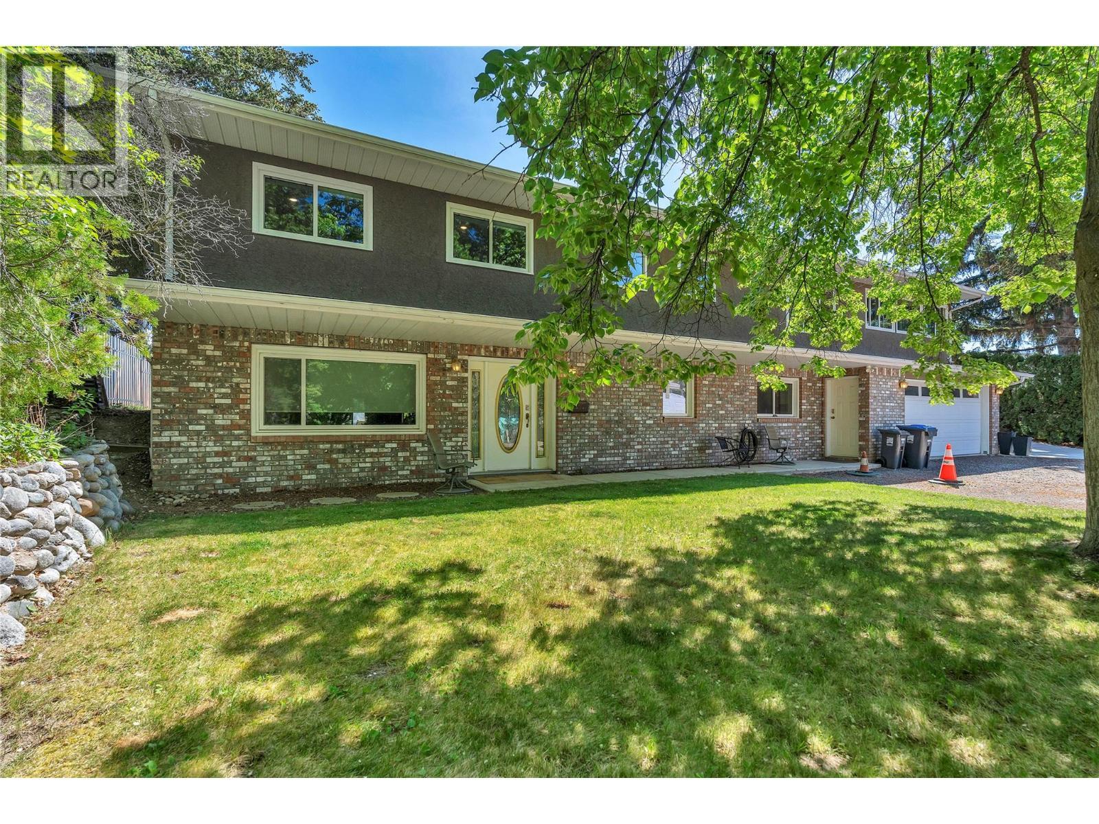 1213 Lambert Drive, Penticton, BC - Outdoor