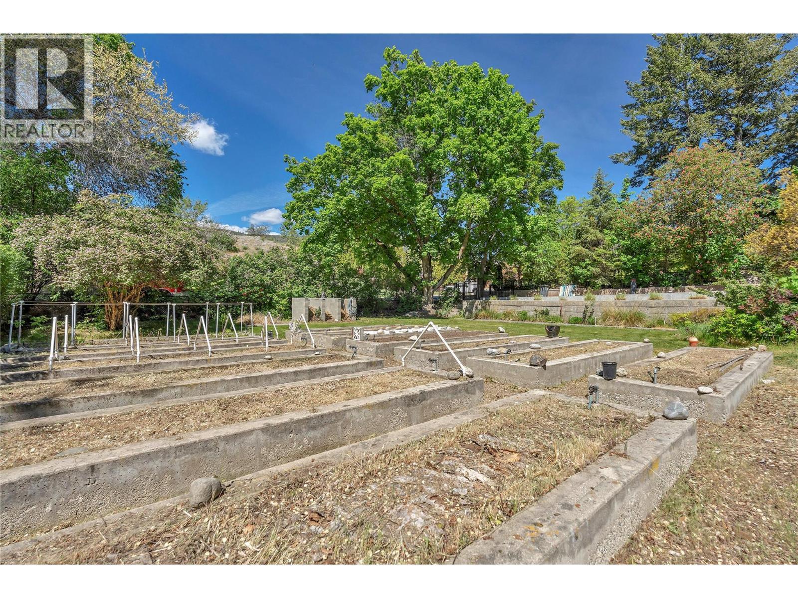 1213 Lambert Drive, Penticton, BC - Outdoor