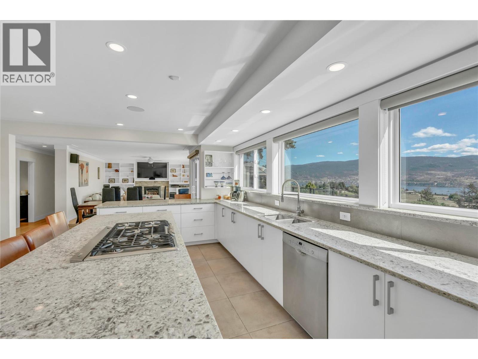 1213 Lambert Drive, Penticton, BC - Indoor Photo Showing Kitchen With Double Sink