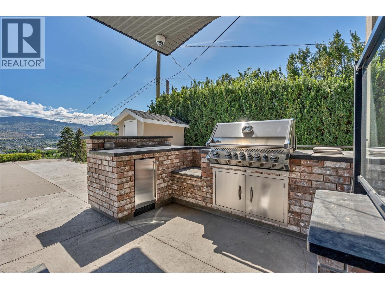 1213 Lambert Drive, Penticton, BC - Outdoor