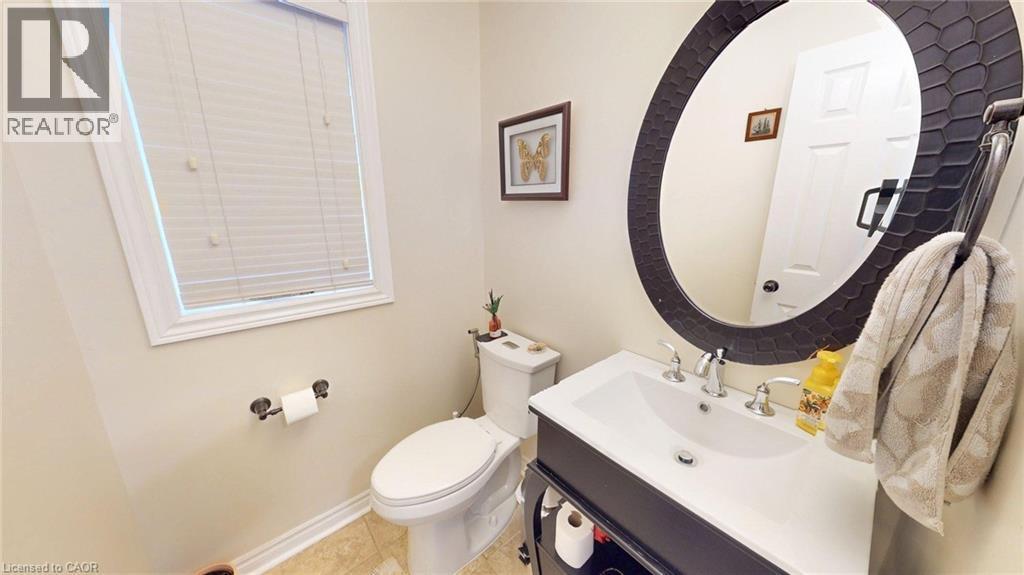 6466 Lisgar Drive, Mississauga, ON - Indoor Photo Showing Bathroom