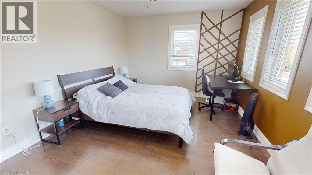 6466 Lisgar Drive, Mississauga, ON - Indoor Photo Showing Bedroom