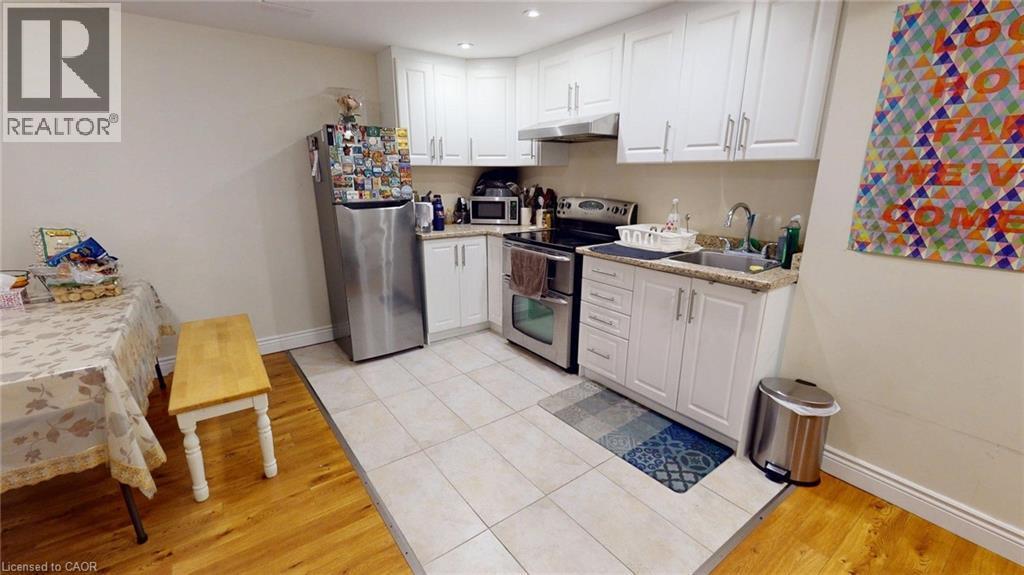 6466 Lisgar Drive, Mississauga, ON - Indoor Photo Showing Other Room
