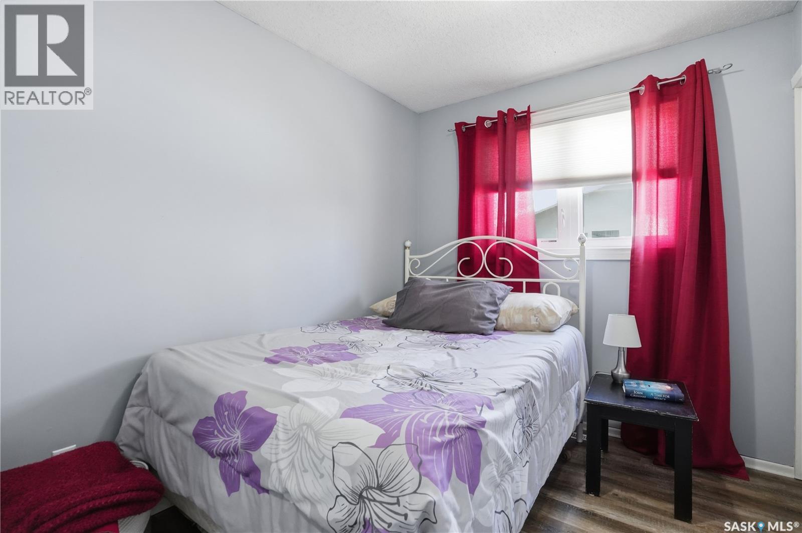 6831 Whelan Drive, Regina, SK - Indoor Photo Showing Bedroom