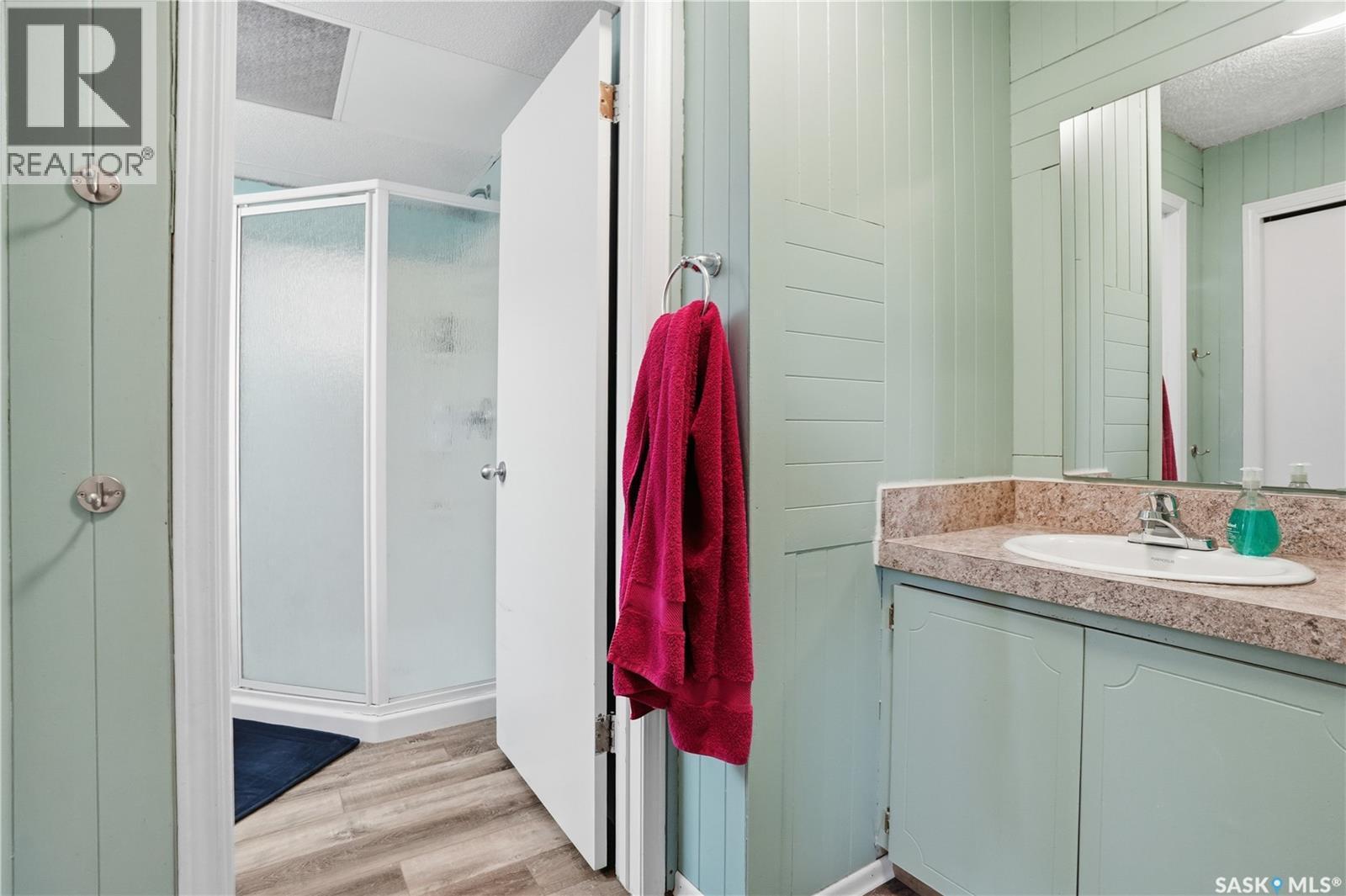 6831 Whelan Drive, Regina, SK - Indoor Photo Showing Bathroom