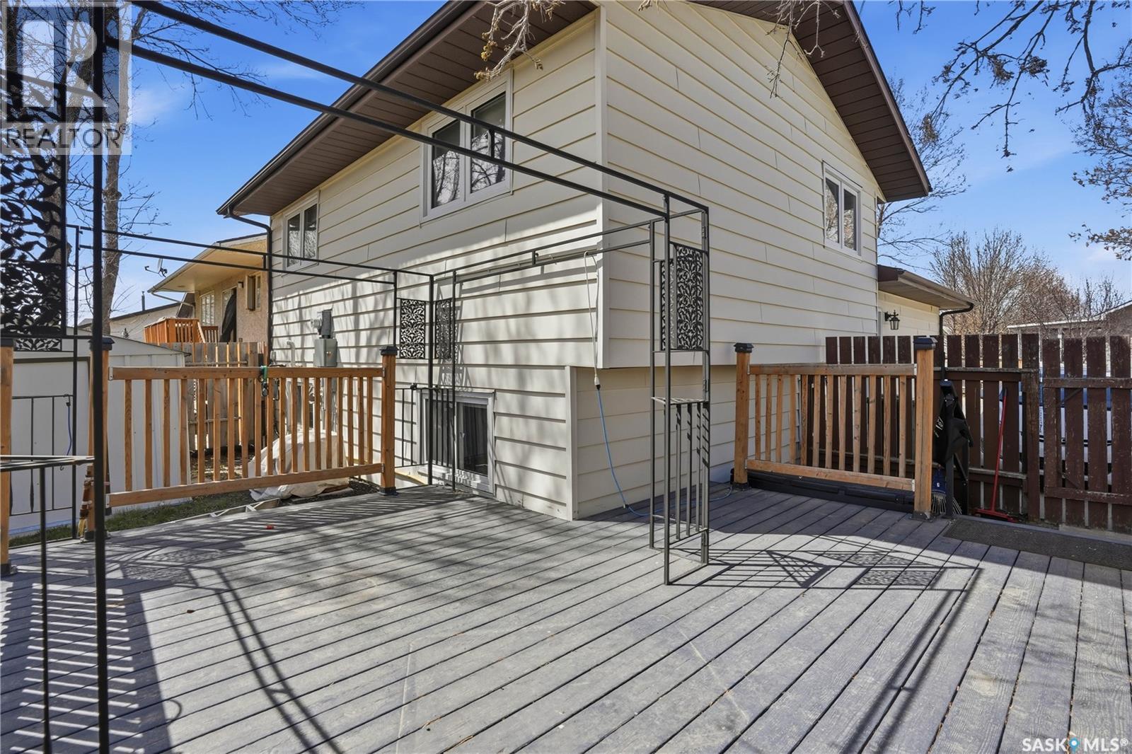 6831 Whelan Drive, Regina, SK - Outdoor With Deck Patio Veranda With Exterior