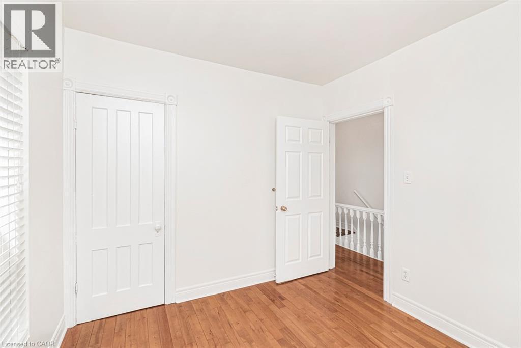 85 Oxford Street, Hamilton, ON - Indoor Photo Showing Other Room