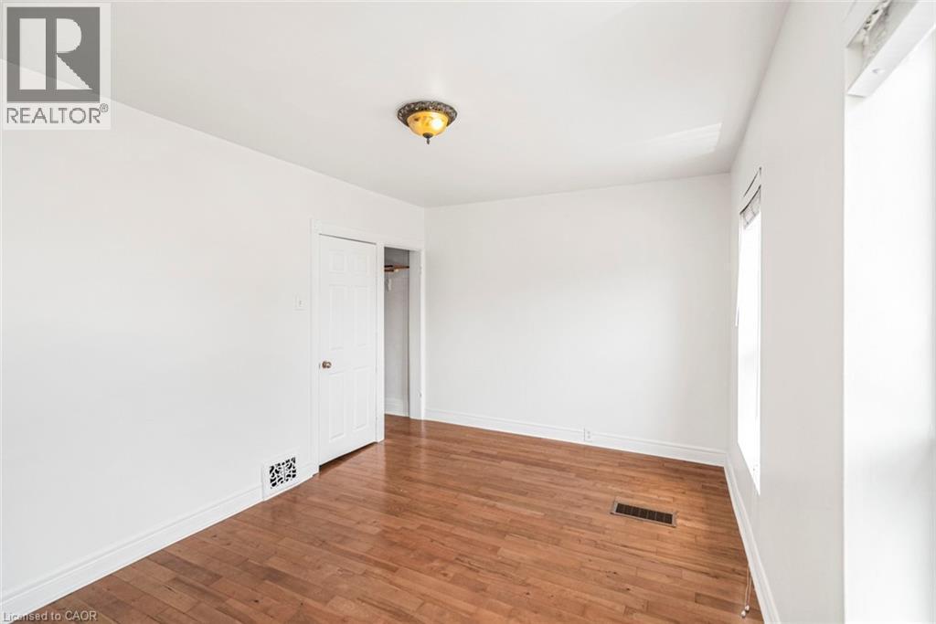 85 Oxford Street, Hamilton, ON - Indoor Photo Showing Other Room