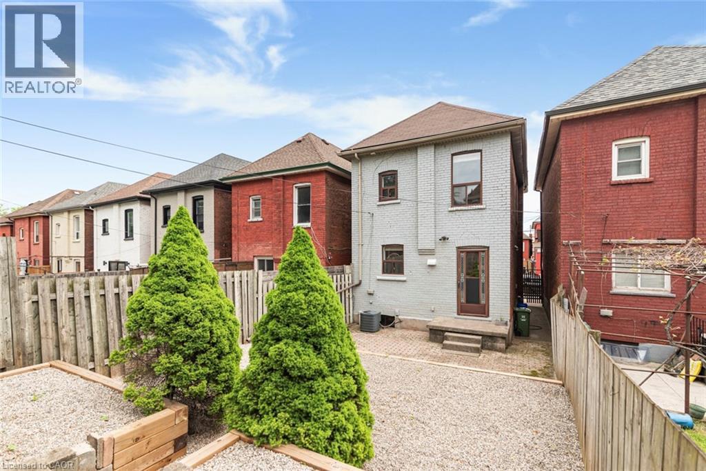 85 Oxford Street, Hamilton, ON - Outdoor