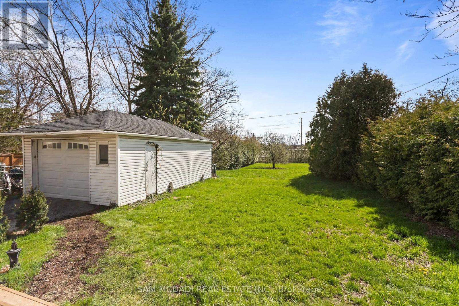 1088 Cherriebell Road, Mississauga, ON - Outdoor