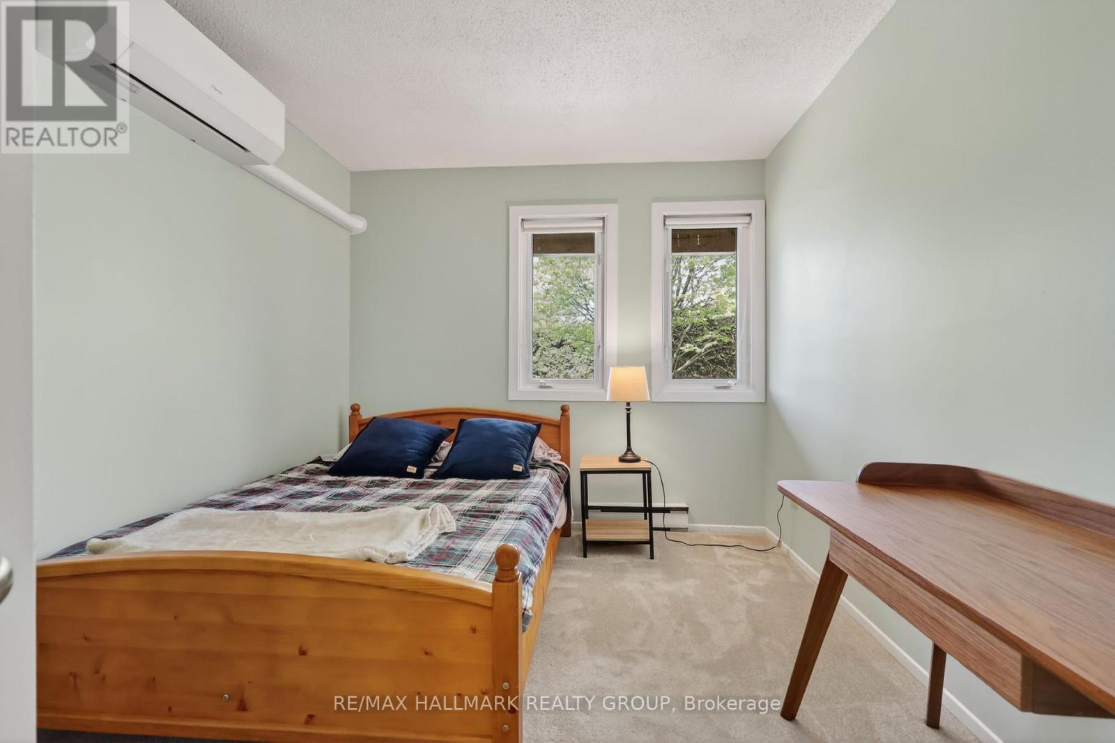 33 Haxby Private, Ottawa, ON - Indoor Photo Showing Bedroom