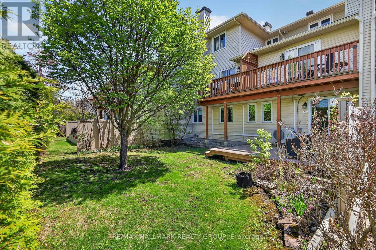 33 Haxby Private, Ottawa, ON - Outdoor With Deck Patio Veranda