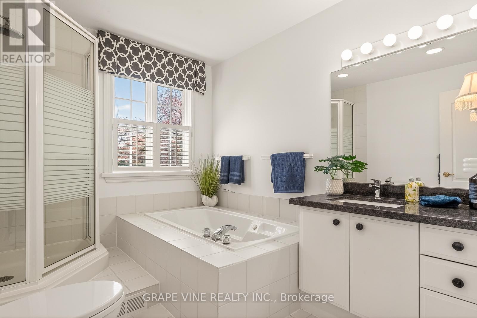 5763 Gowan Gate, Ottawa, ON - Indoor Photo Showing Bathroom