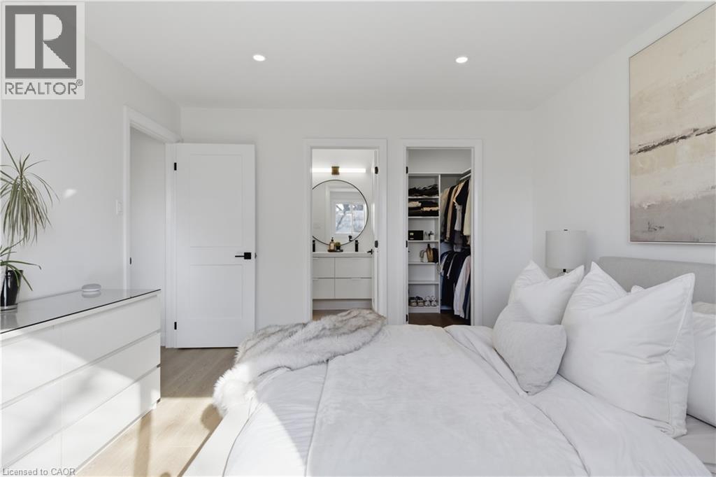 5 Bradbury Crescent, Paris, ON - Indoor Photo Showing Bedroom