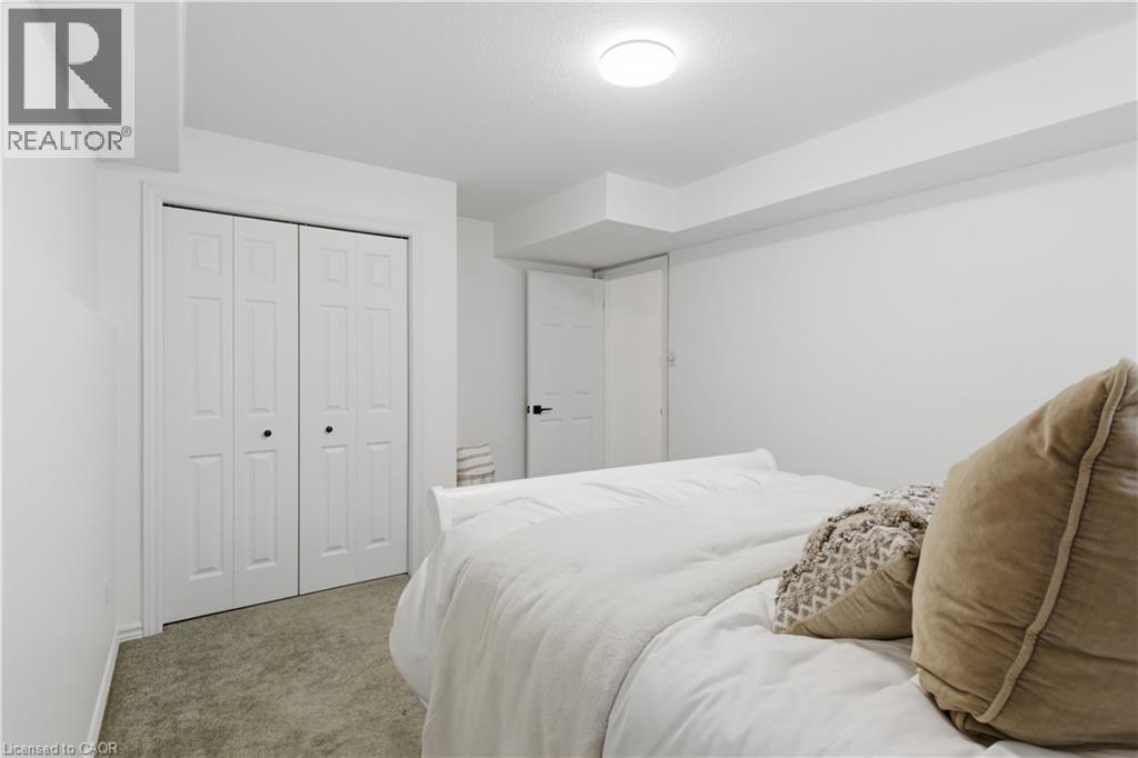5 Bradbury Crescent, Paris, ON - Indoor Photo Showing Bedroom