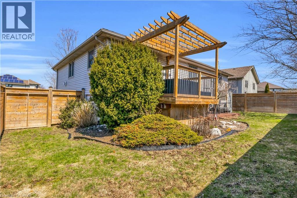 5 Bradbury Crescent, Paris, ON - Outdoor With Deck Patio Veranda