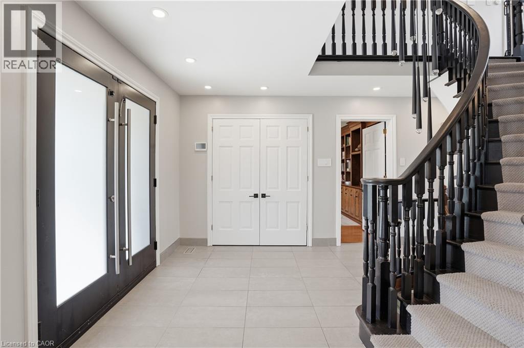 176 Albion Falls Boulevard, Hamilton, ON - Indoor Photo Showing Other Room