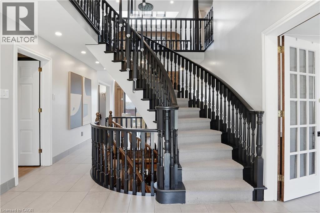176 Albion Falls Boulevard, Hamilton, ON - Indoor Photo Showing Other Room