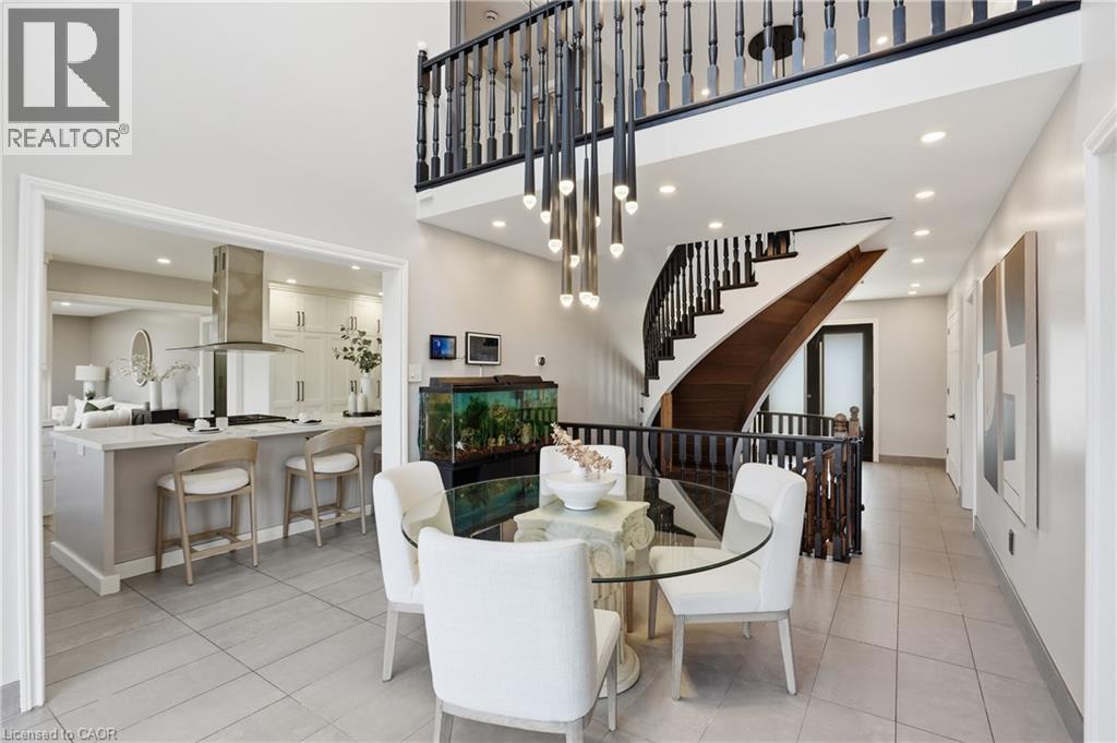 176 Albion Falls Boulevard, Hamilton, ON - Indoor Photo Showing Dining Room