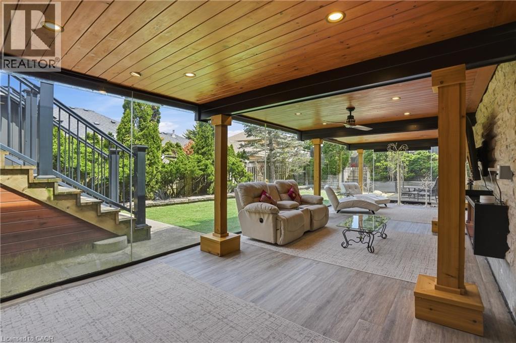 176 Albion Falls Boulevard, Hamilton, ON - Outdoor With Deck Patio Veranda With Exterior