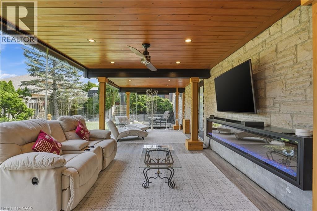 176 Albion Falls Boulevard, Hamilton, ON - Outdoor With Deck Patio Veranda With Exterior