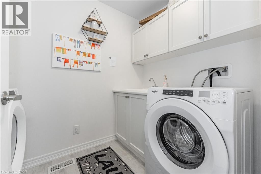11 William Dunlop Street, Kitchener, ON - Indoor Photo Showing Laundry Room