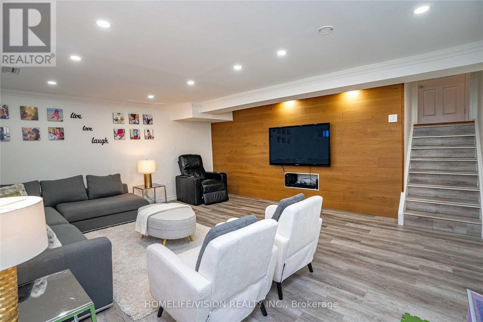 16 Palgrave Crescent, Brampton, ON - Indoor